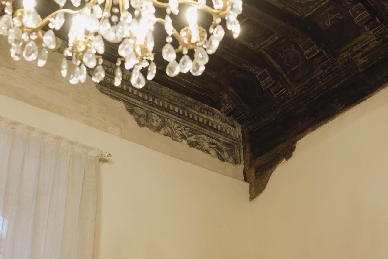 Foresteria Palazzo Guazzoni Zaccaria Cremona Exterior photo